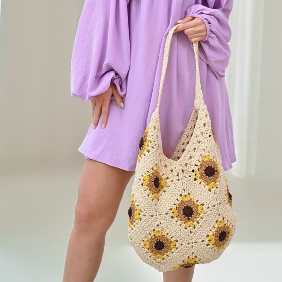 odiva Handbags - Hand Crochet Hobo Bag Sunflowers Beige Tote Handbag Boho Bohemian NWT